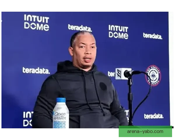 94岁NBA胜场纪录教练莫塔被告知本届名人堂无缘入选引关注